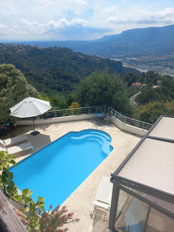 Les Etoiles D'azur * Aspremont ( Alpes-Maritimes)